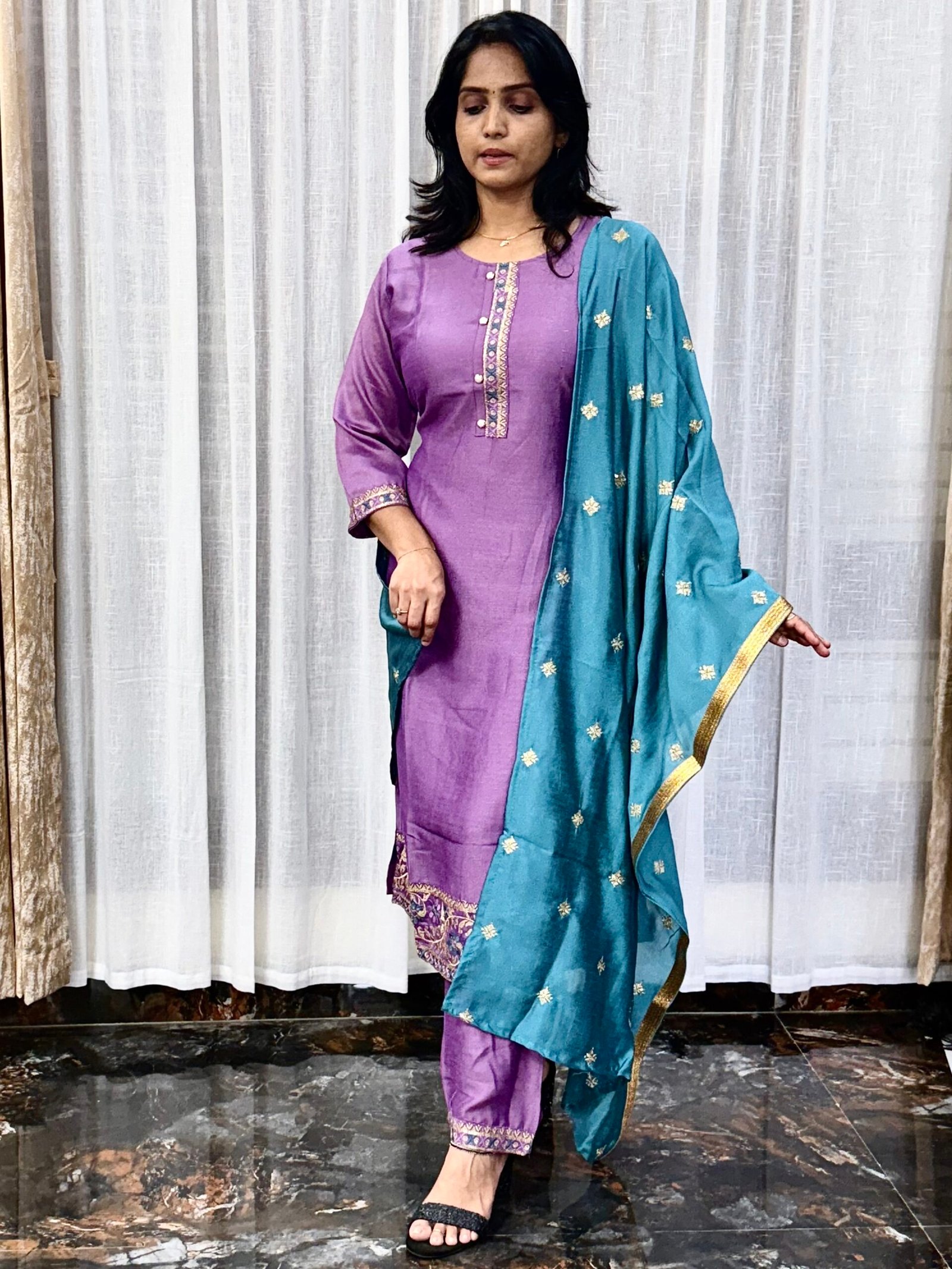 Vichitra Silk Kurti Set with Teal Green Contrast Dupatta | 3S24072522