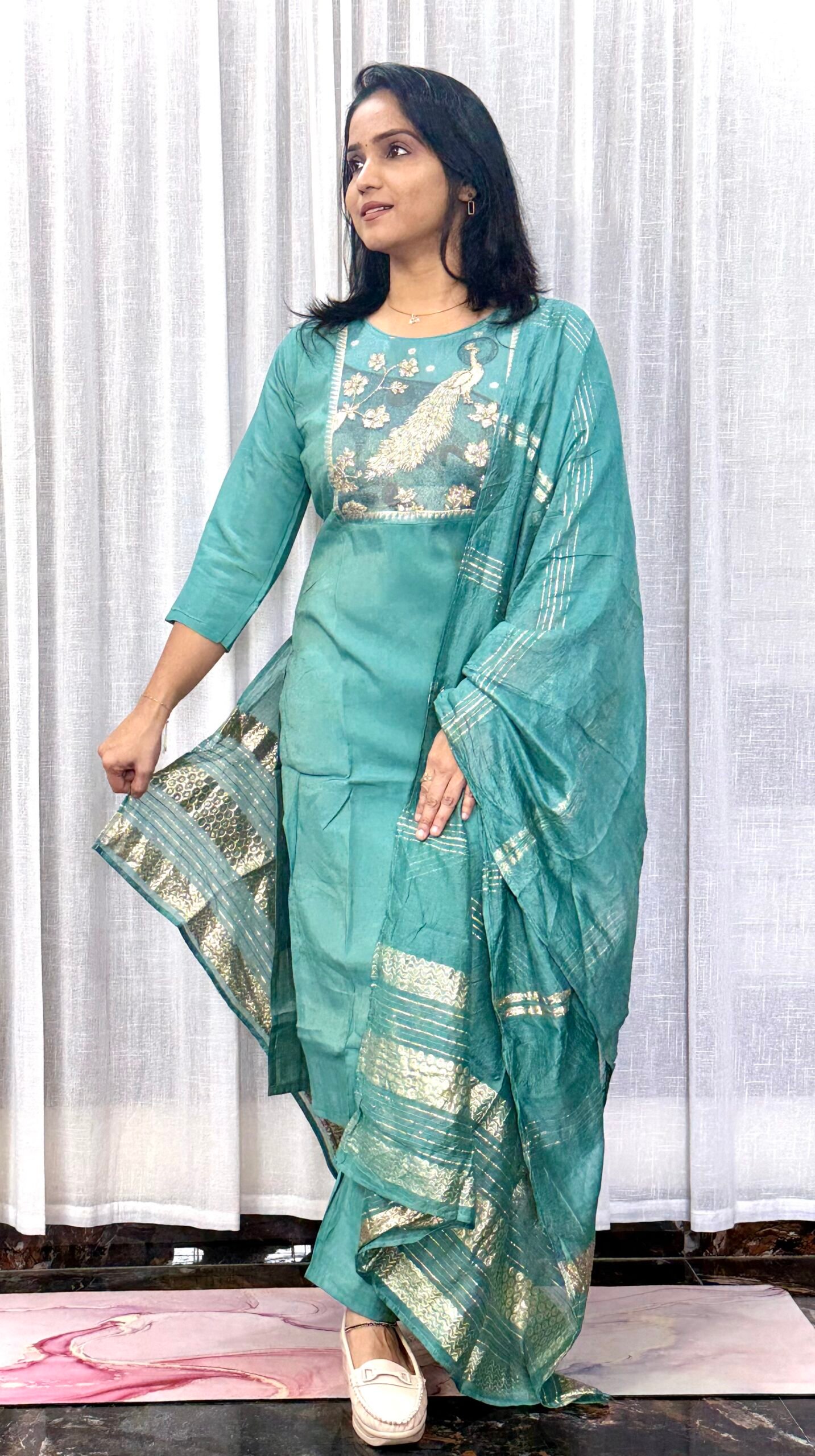 Shimmer Silk Kurta Set with Peacock Beads Work & Zari Dupatta | 3S02082524