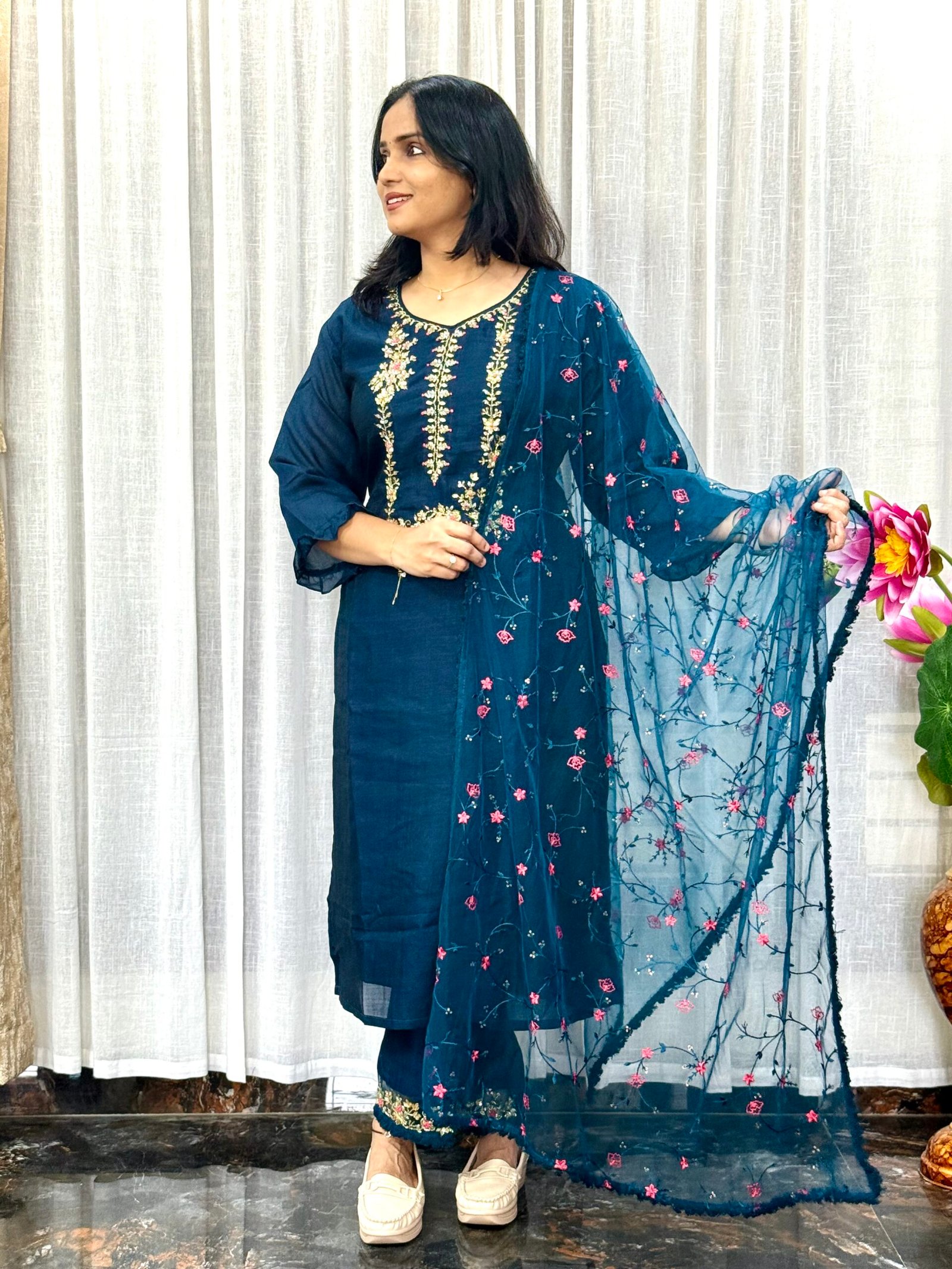 Vichitra Silk Salwar Set (3S05082508)