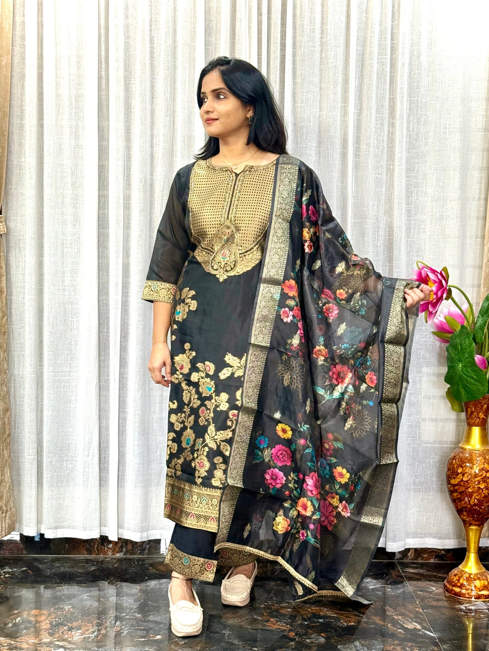 Banaras Silk Salwar Set (3S05082513)